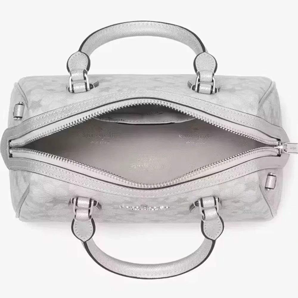 🎉HP🎉♠️Kate spade Spade Flower Star Toss Small Dolly Duffle Crossbody - Picture 4 of 15